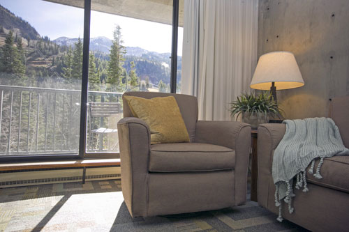 Bedroom B  photos- Iron Blosam